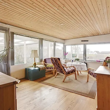 Vakantiehuis Three-bedroom Holiday In Aabenraa