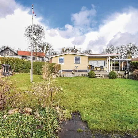 Three-bedroom Holiday In Aabenraa