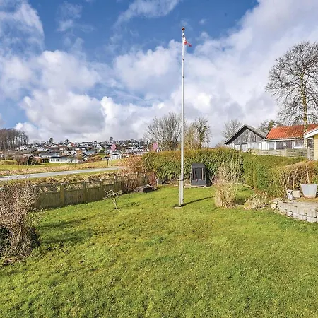 Three-bedroom Holiday In Vakantiehuis *